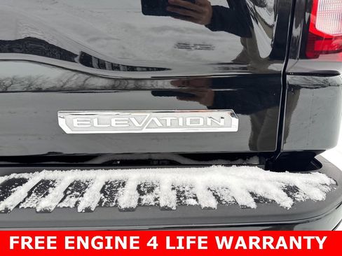 Used 2025 GMC Sierra 1500 Elevation image 25