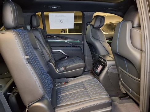 New 2026 Cadillac Escalade IQ Sport 1 AWD/4WD image 7