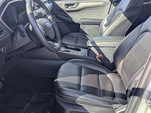 Used 2022 Ford Escape SEL w/ Technology Package image 13