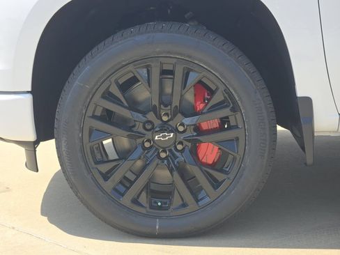 New 2026 Chevrolet Silverado 1500 RST AWD/4WD image 9