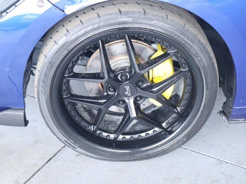Used 2016 Ford Mustang Premium RWD image 43
