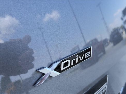 Used 2026 BMW X3 xDrive30i w/ Premium Package AWD/4WD image 4