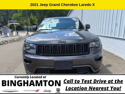 Used 2021 Jeep Grand Cherokee Laredo X AWD/4WD image 3