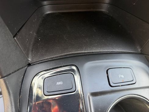 Used 2022 Chevrolet Equinox RS w/ Infotainment Package AWD/4WD image 24