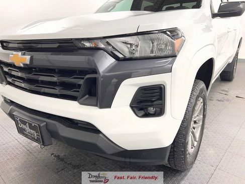 Used 2023 Chevrolet Colorado LT w/ LT Convenience Package II RWD image 12