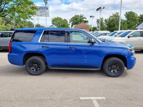 Used 2017 Chevrolet Tahoe 4WD w/ Remote Keyless Entry Package image 3