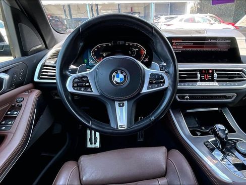 Used 2021 BMW X5 sDrive40i w/ M Sport Package RWD image 5