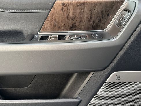 Used 2024 Ford F250 Lariat w/ Lariat Ultimate Package image 11