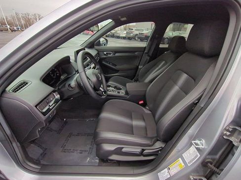 Used 2025 Honda Civic Sport image 8