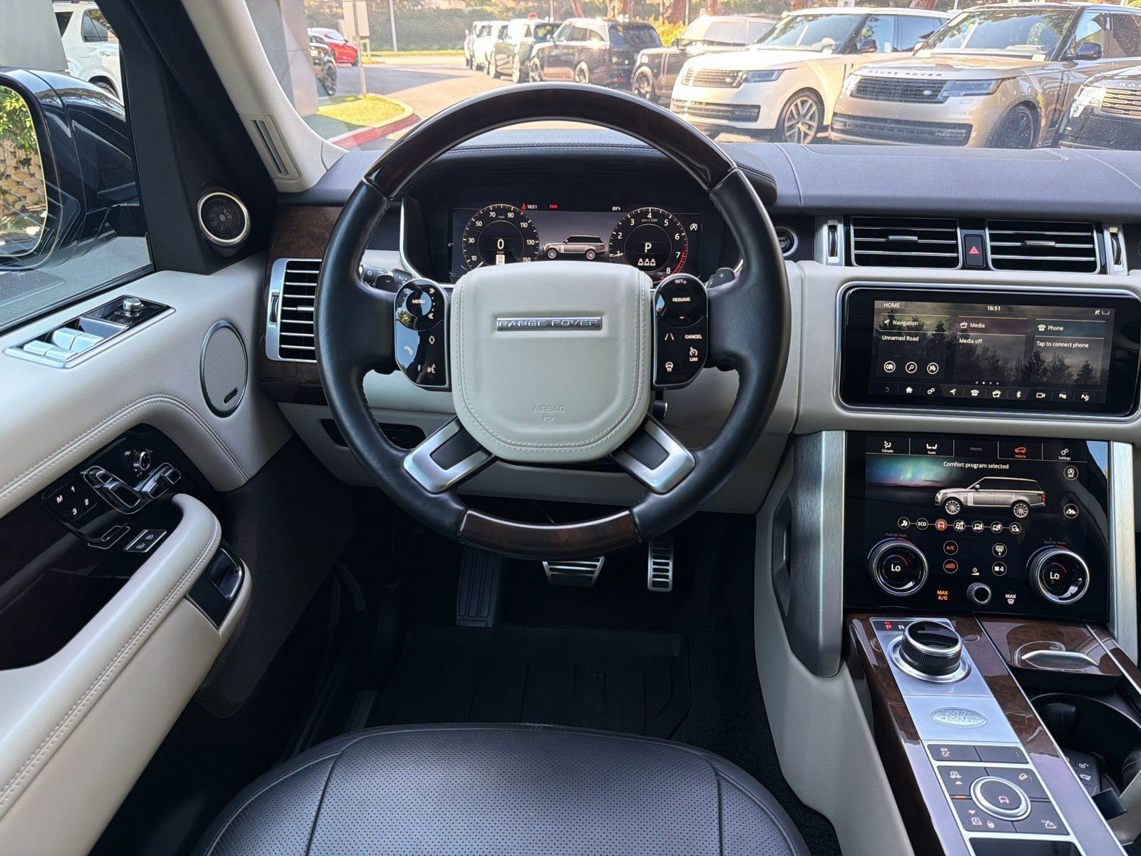 Used 2022 Land Rover Range Rover Westminster Edition AWD/4WD image 16