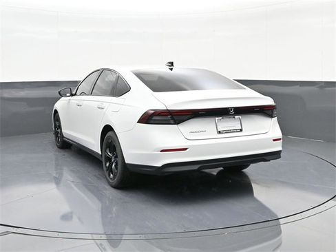 New 2025 Honda Accord SE image 8