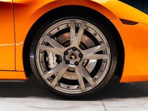 Used 2006 Lamborghini Gallardo AWD/4WD image 26