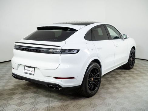 New 2026 Porsche Cayenne Coupe AWD/4WD image 29