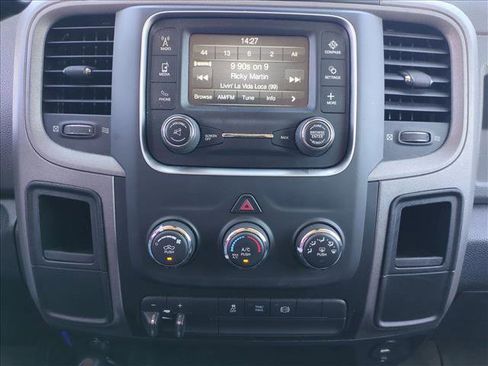 Used 2015 RAM 2500 Tradesman w/ Chrome Appearance Group image 13