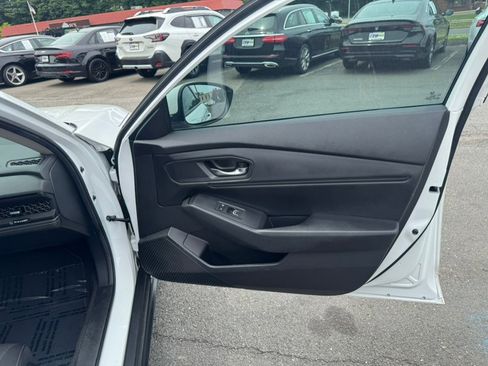 Used 2024 Honda Accord EX image 21