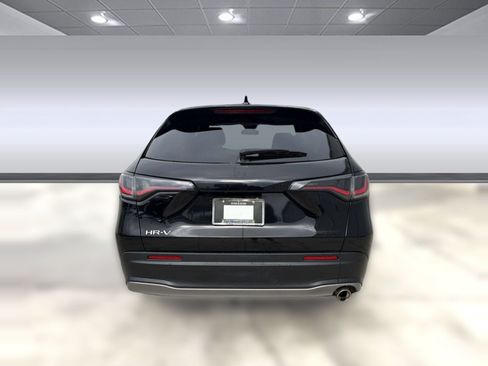 Used 2025 Honda HR-V Sport image 10