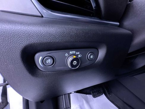 Used 2020 Chevrolet Traverse RS FWD image 16