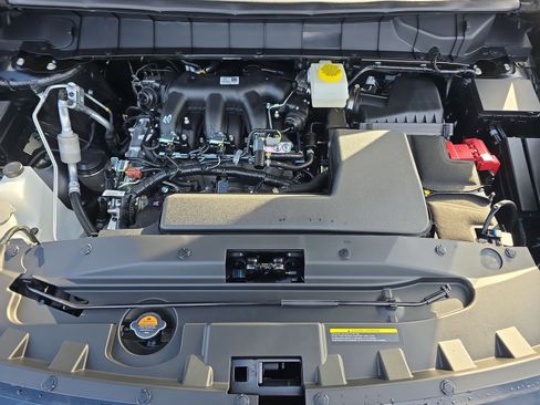 New 2025 Nissan Pathfinder Platinum image 30