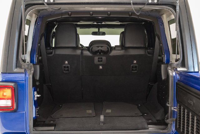 Used 2019 Jeep Wrangler Unlimited Rubicon AWD/4WD image 29