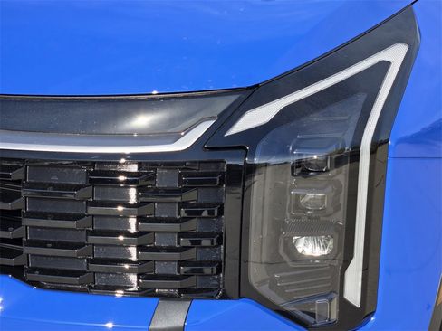 New 2026 Kia Sportage EX image 6