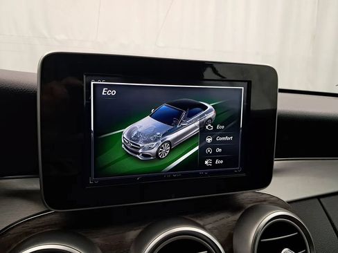 Used 2018 Mercedes-Benz C 300 Cabriolet image 31