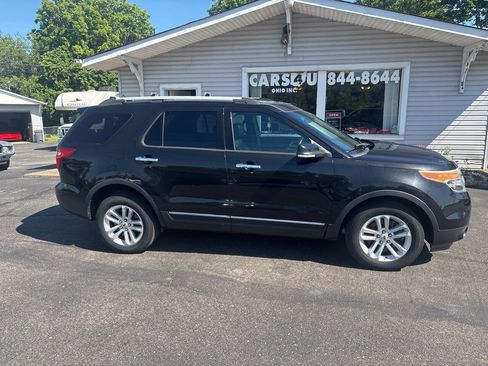 Used 2014 Ford Explorer XLT w/ Equipment Group 202A AWD/4WD image 2