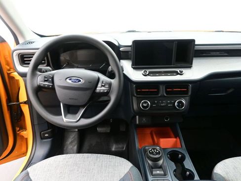 Used 2023 Ford Maverick XLT image 12