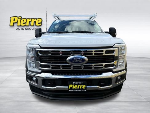 Used 2024 Ford F450 XL w/ XL Chrome Package image 6