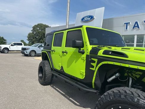 Used 2013 Jeep Wrangler Unlimited Sport AWD/4WD image 7