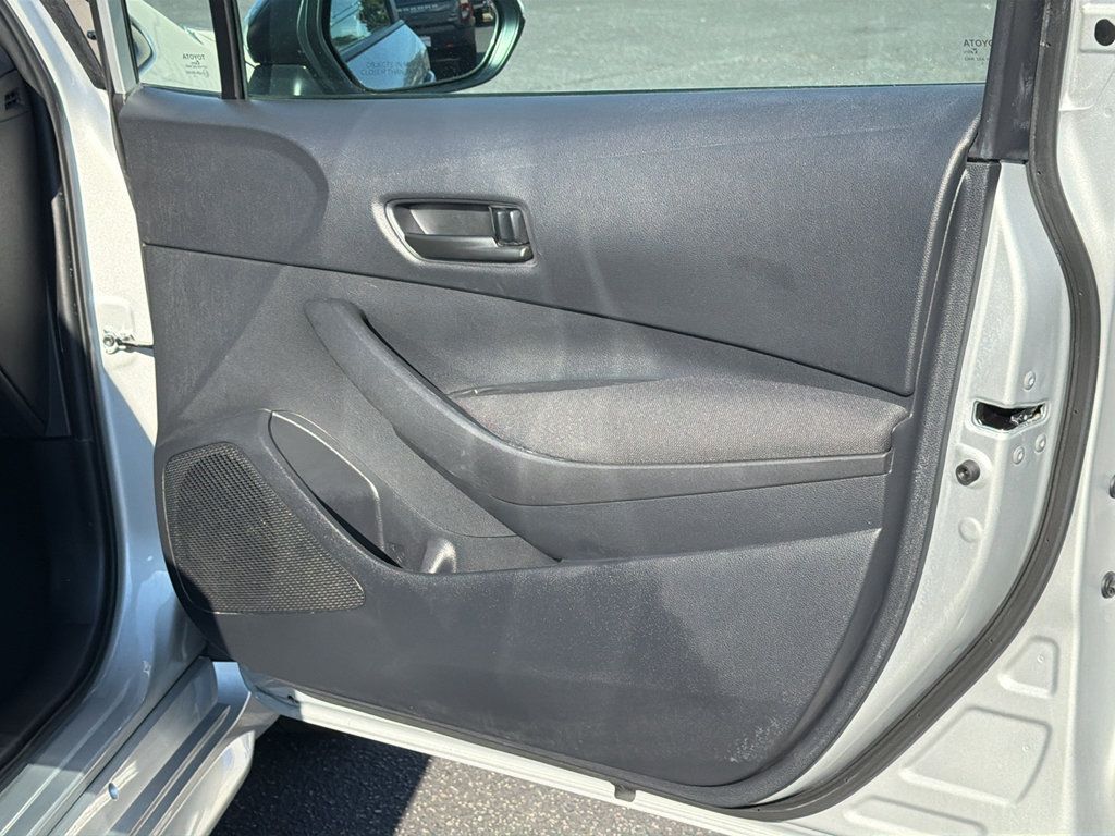 Used 2024 Toyota Corolla LE FWD image 29