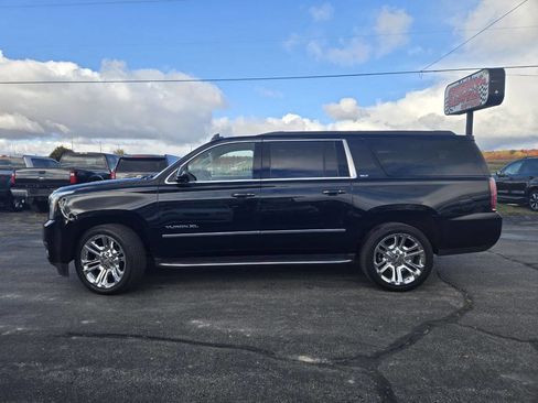 Used 2020 GMC Yukon XL SLT w/ Premium Edition image 10