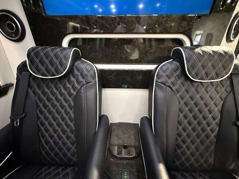 Used 2022 Mercedes-Benz Sprinter 3500 image 62