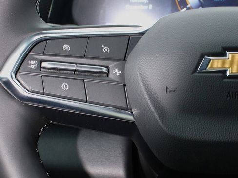 New 2026 Chevrolet Equinox LT w/ Convenience Package II image 23