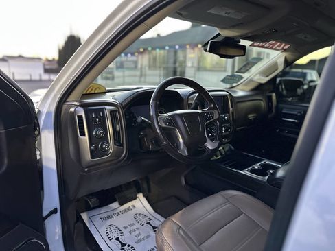 Used 2018 GMC Sierra 1500 Denali w/ Denali Ultimate Package image 11