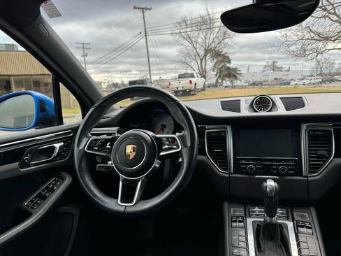 Used 2016 Porsche Macan S image 14