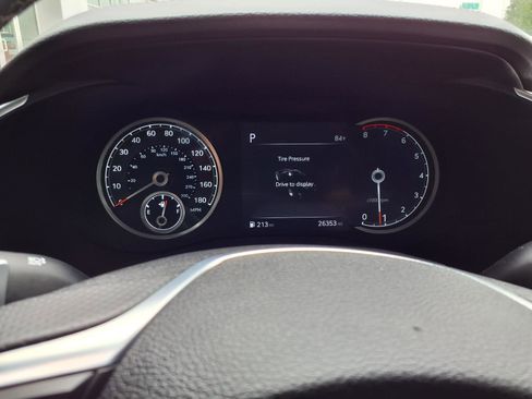 Used 2023 Genesis G70 2.0T RWD image 14