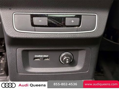 Used 2023 Audi Q5 2.0T Premium w/ Convenience Package image 14