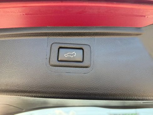 Used 2017 Subaru Outback 2.5i Limited AWD/4WD image 10