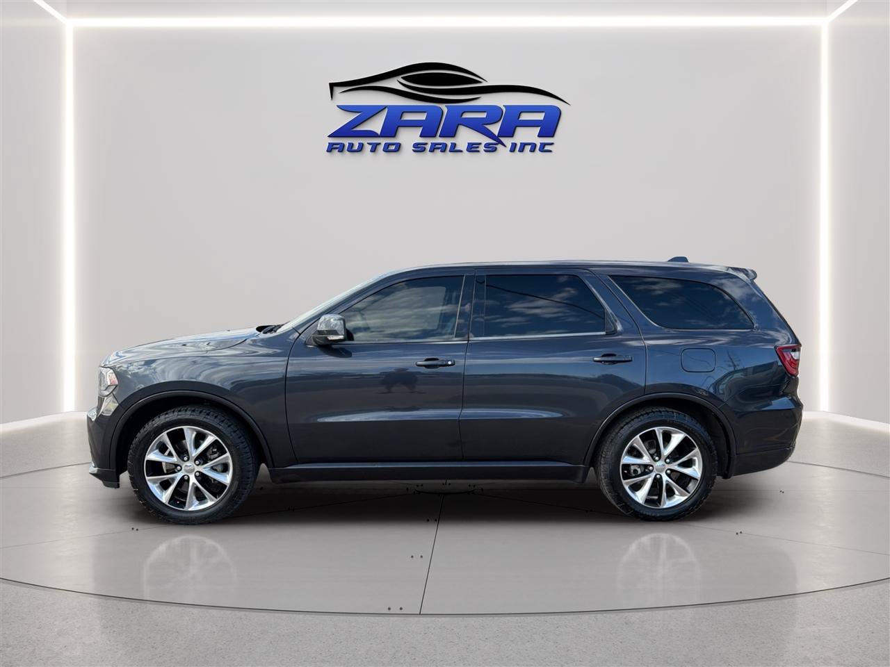 Used 2014 Dodge Durango R/T w/ Technology Group AWD/4WD image 4
