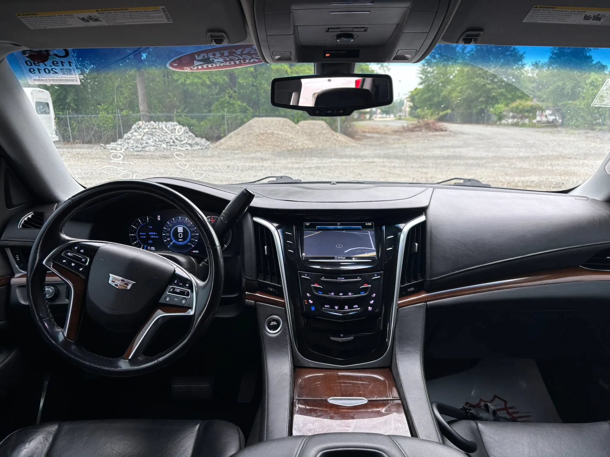 Used 2019 Cadillac Escalade ESV 2WD image 21
