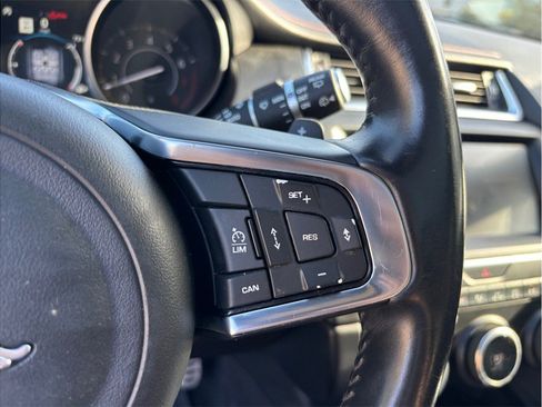 Used 2018 Jaguar E-PACE First Edition AWD/4WD image 27