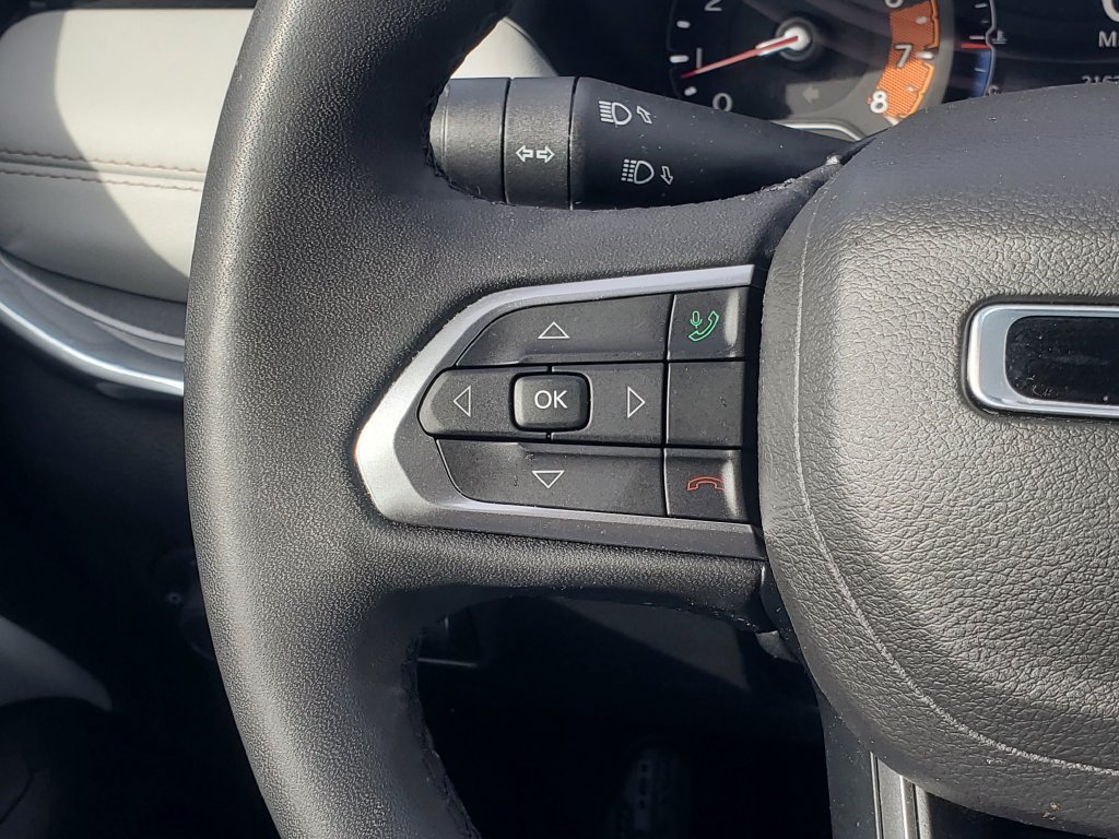 Used 2023 Jeep Compass Limited AWD/4WD image 10