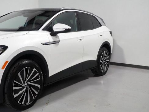 Used 2023 Volkswagen ID.4 Pro S Plus AWD/4WD image 46