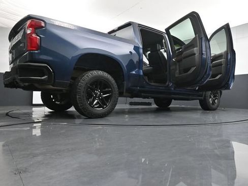 Used 2021 Chevrolet Silverado 1500 LT Trail Boss w/ Convenience Package II AWD/4WD image 36