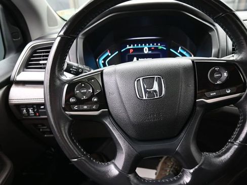 Used 2019 Honda Odyssey EX-L image 2