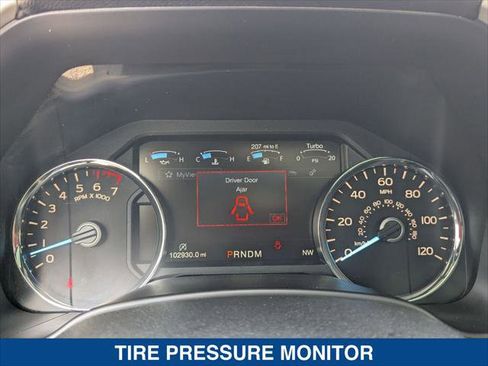 Used 2018 Ford F150 Lariat w/ Equipment Group 502A Luxury image 15