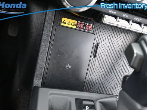 Used 2025 Toyota 4Runner TRD Off-Road Premium w/ Tow Technology Package AWD/4WD image 18