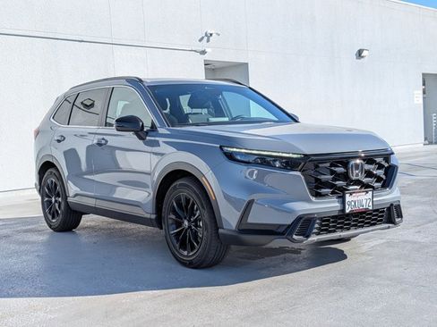 Used 2023 Honda CR-V Sport image 3