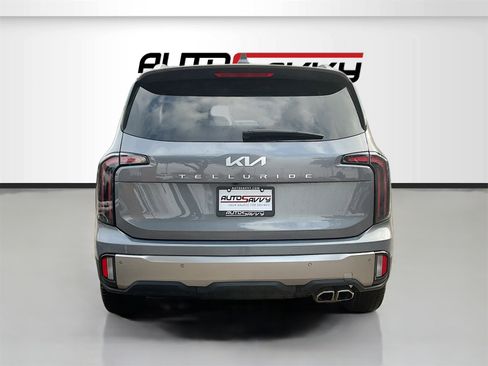 Used 2025 Kia Telluride EX w/ EX Captain's Chair Package image 6