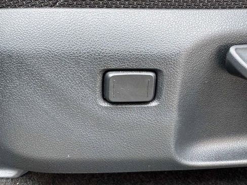 Used 2025 Toyota 4Runner SR5 image 22